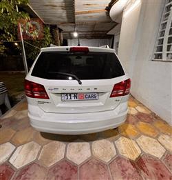 دودج جورني